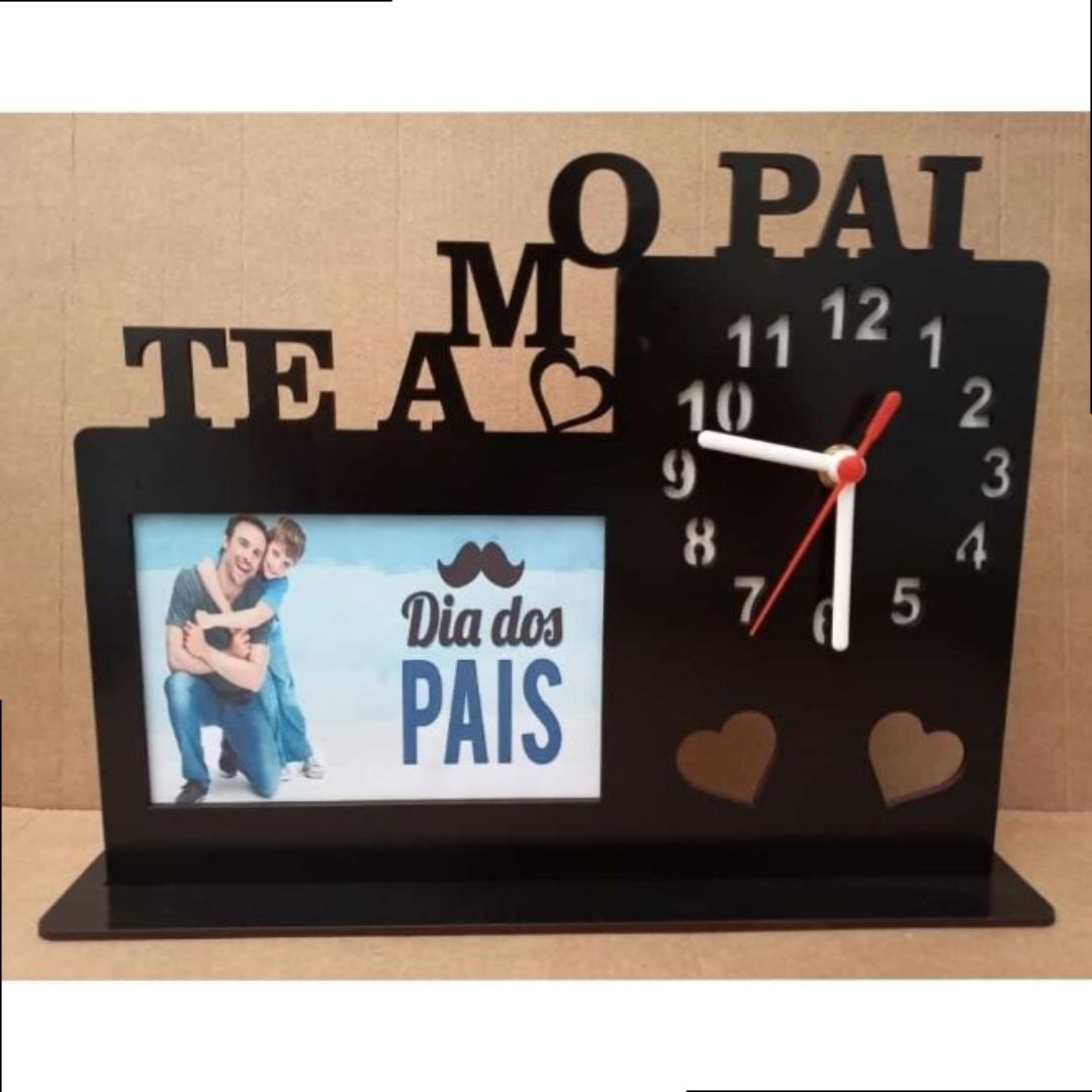 Customizable Tabletop Photo Frame with Clock